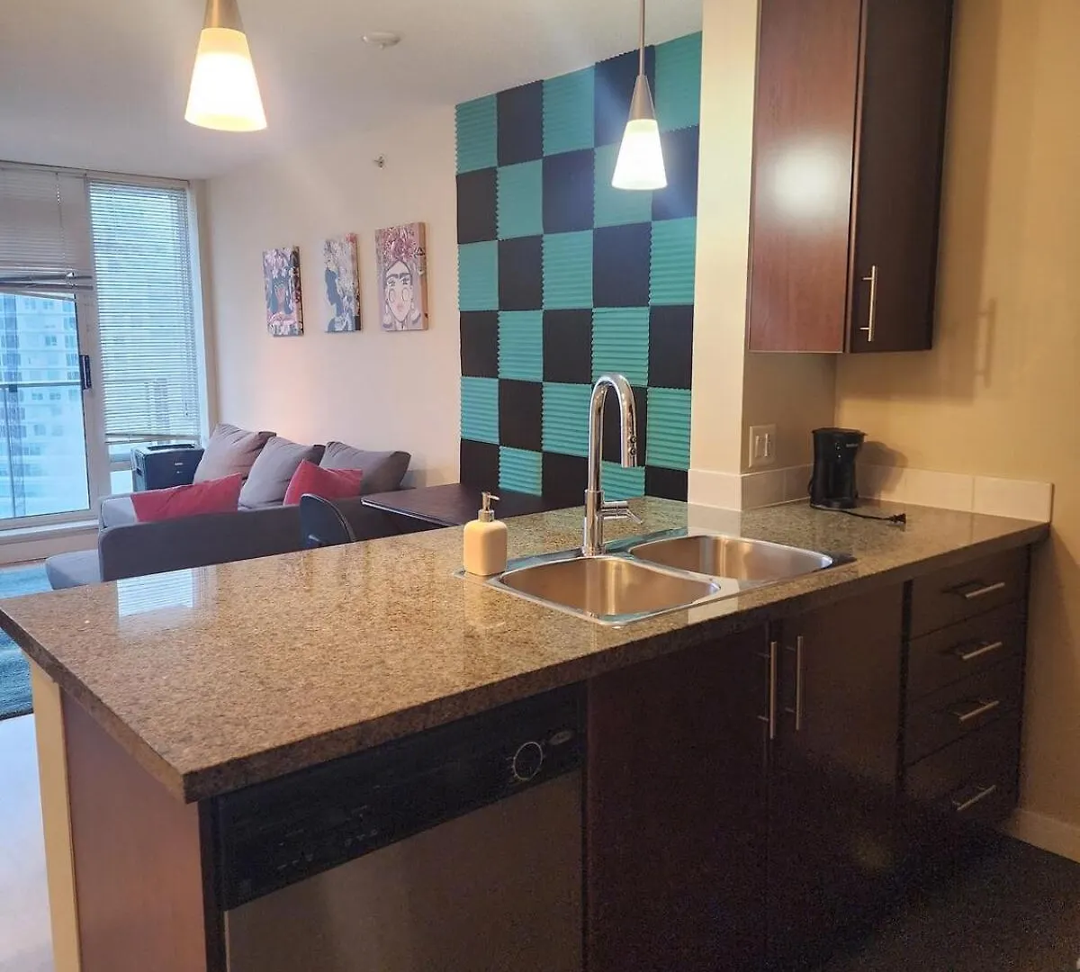 Modern High-Rise 1 Bedroom Condo With Water View Near Stadiums Vancouver Canada