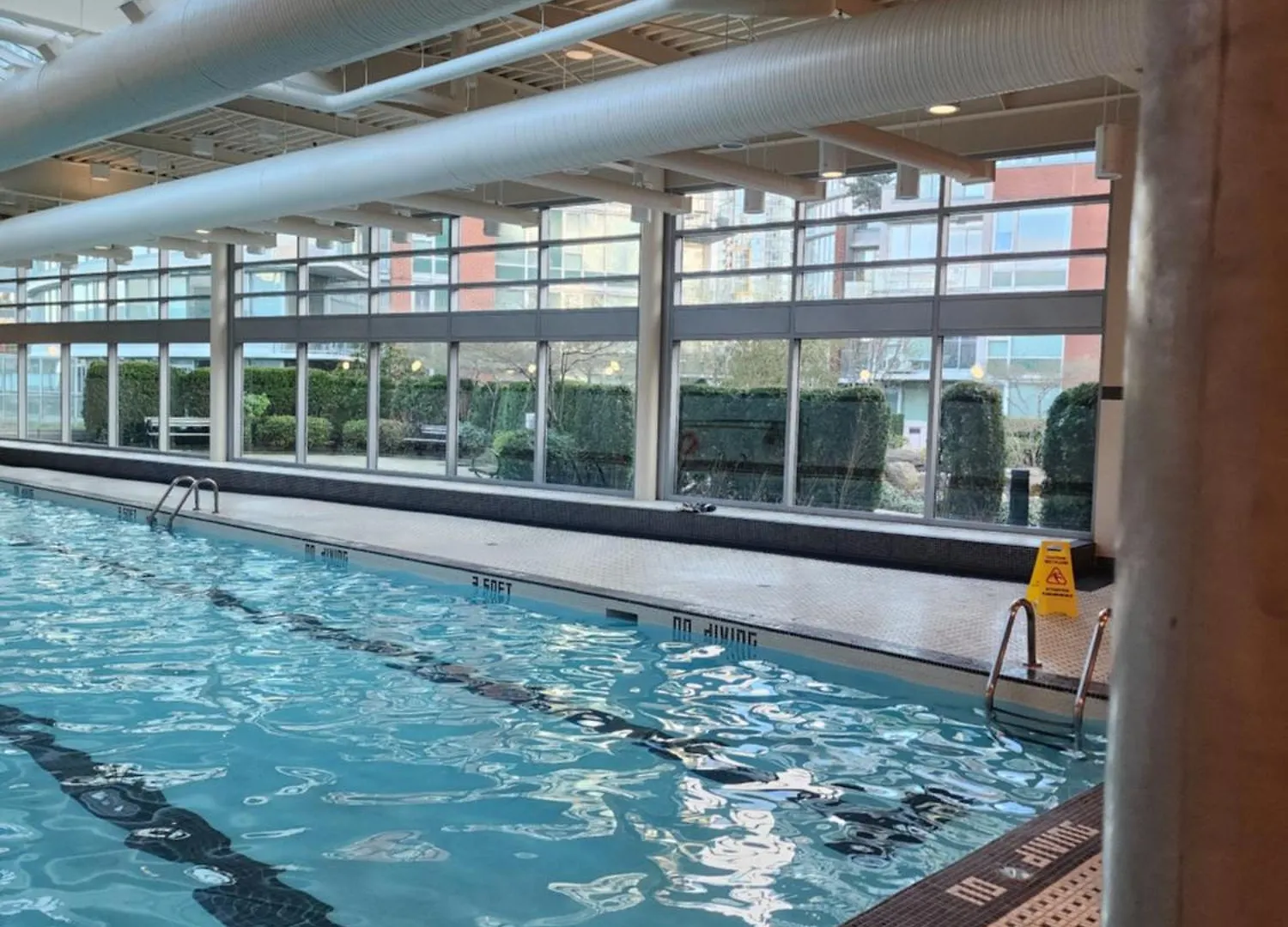 Apartment Modern High-Rise 1 Bedroom Condo With Water View Near Stadiums Vancouver