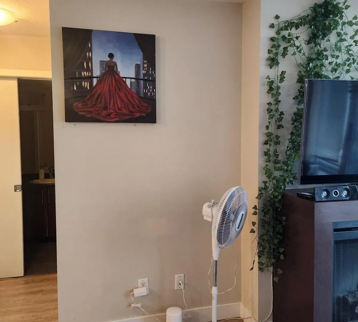 Apartment Modern High-Rise 1 Bedroom Condo With Water View Near Stadiums Vancouver