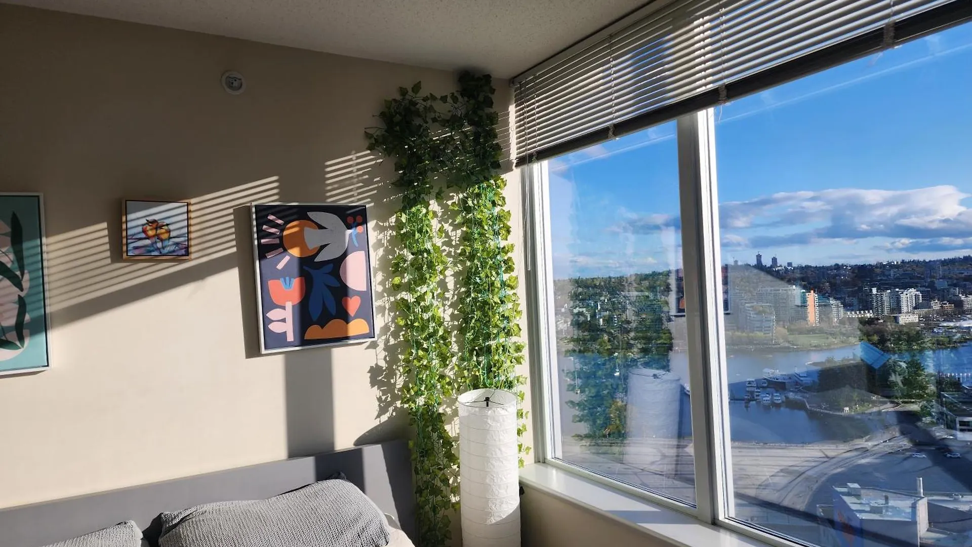 Modern High-Rise 1 Bedroom Condo With Water View Near Stadiums Vancouver Canada
